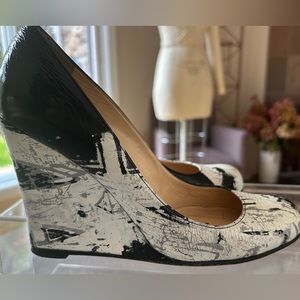 Christian Louboutin Pumps.  38